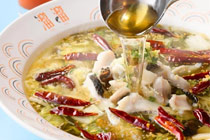 突然爆火！国民美食酸菜鱼正在“攻陷”宝岛台湾